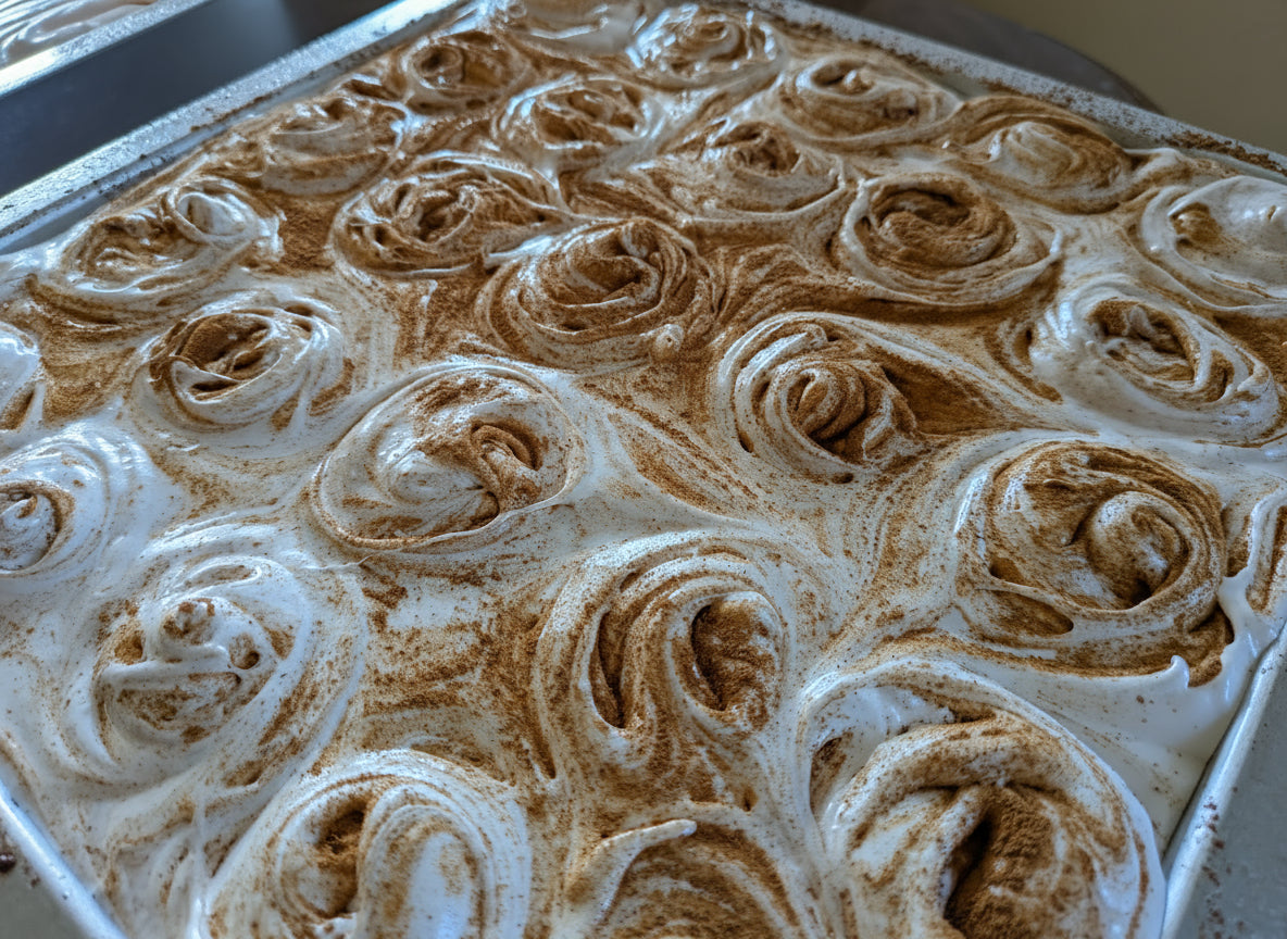 Pan of Cinnamon Roll gourmet marshmallows handcrafted in small batches by The Toasty S’more. Made with organic marshmallow root and beef gelatin, these jumbo cubes feature real cinnamon swirls and no corn syrup, dyes, or gluten—a clean-label bakery-style treat made in Texas.
